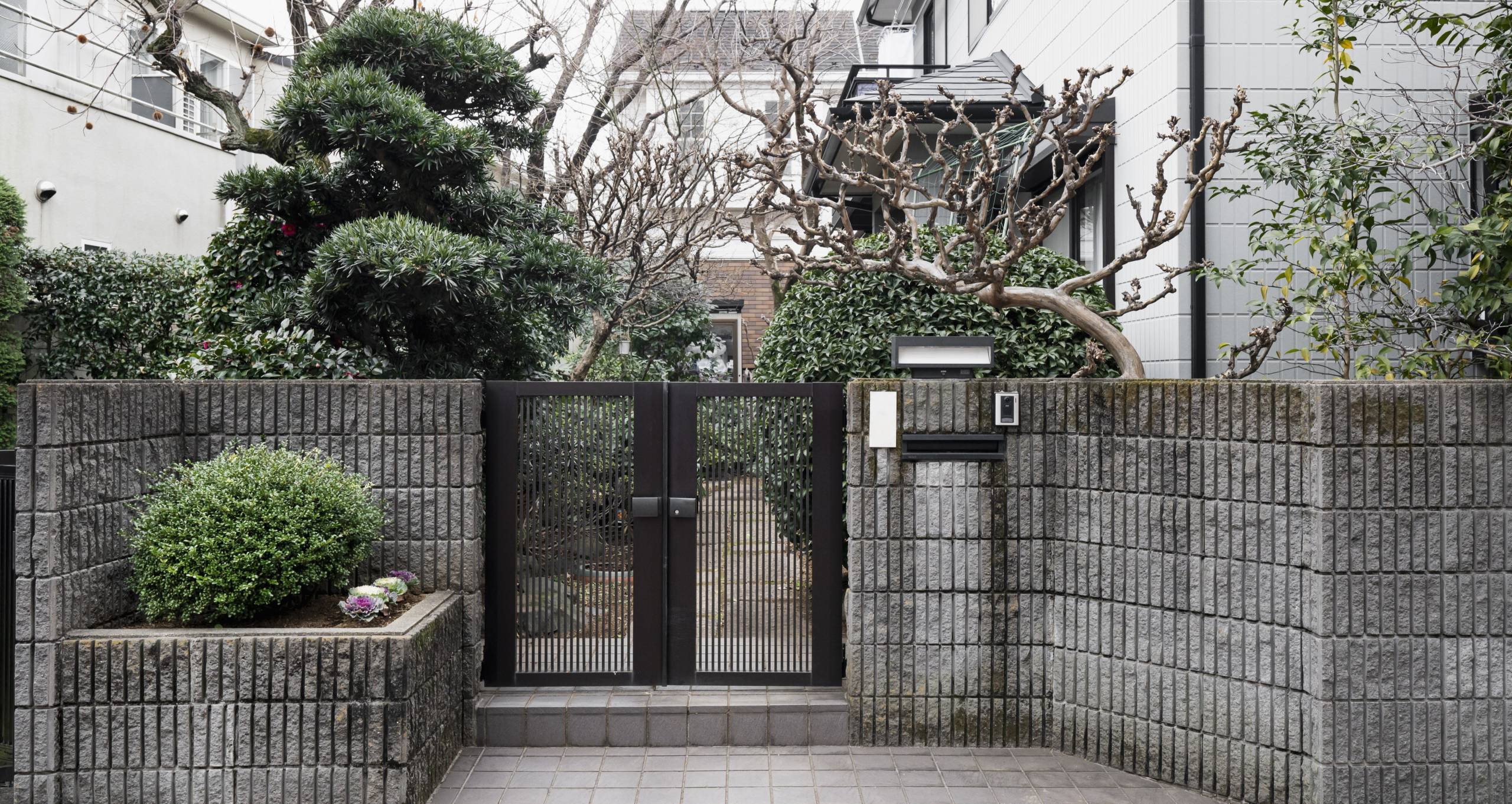 Desain Pagar Minimalis untuk Rumah Modern